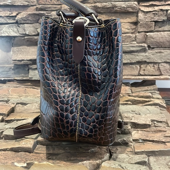 Dooney & Bourke Small City Barlow. Croc Embossed. Brown. EUC - Picture 7 of 15